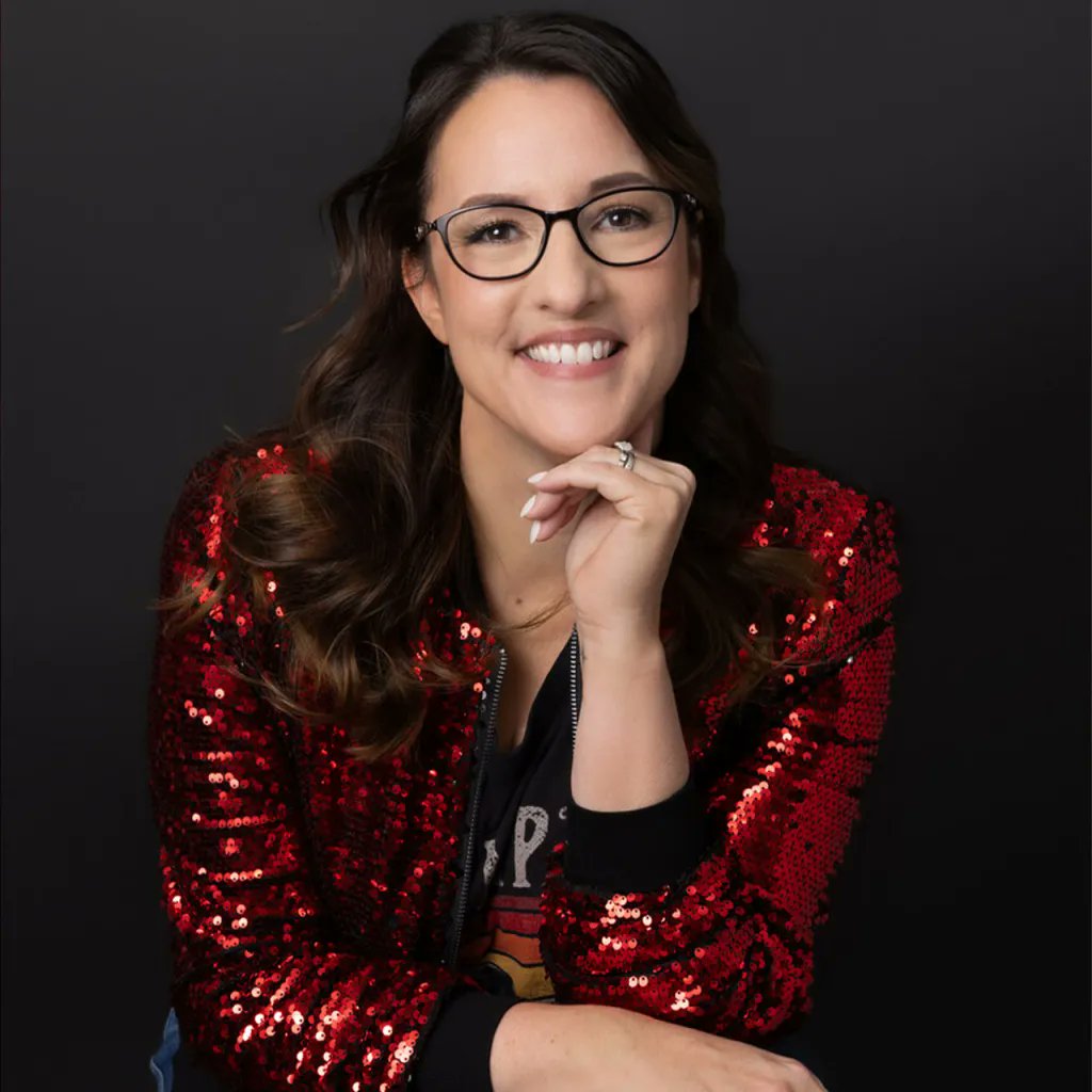 📖 “Os jogos dos deuses”, de Abigail Owen (trad. por Jana Bianchi)
Lançamento dia 15 de abril.

Os deuses adoram brincar. Lyra trabalha para a Ordem dos Ladrões, fugindo dos olhos dos que governam do Olimpo não me notem. Até que se envolve com Hades.
amzn.to/419T3T3