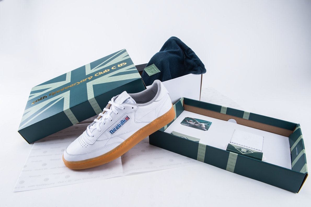 LowerBlock's tweet photo. 80s classic reboot > Reebok Club C 85 Limited 40th Anniversary Edition @Reebok
https://t.co/6DoE5qSmUz #reebok #clubc85 https://t.co/Dk3c2GrxmS