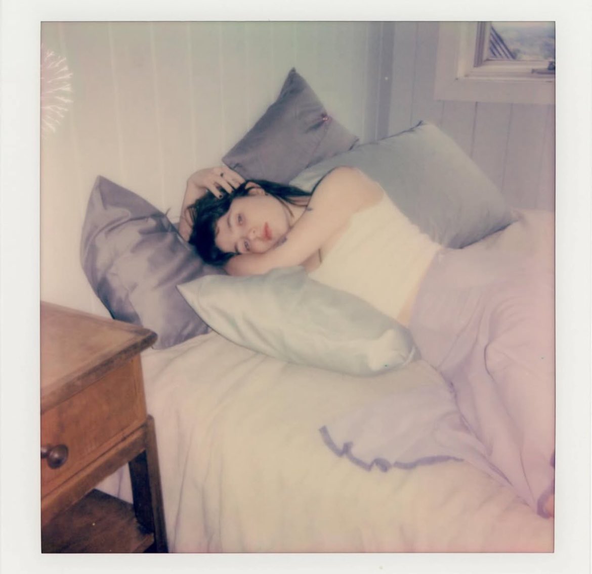 cottrillheart's tweet photo. girl get up https://t.co/8WCajNniRJ