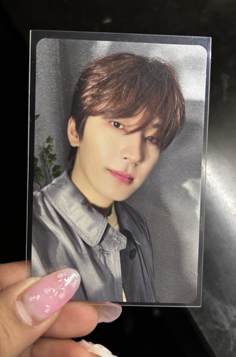 coupranghaeeee_'s tweet photo. ✨ ATE ABS’ PAMIGAY ✨

1 winner of WONWOO shohikigen standard pc

— must shoulder pf+sf
— mbf, like, rt
— ends Feb 5, 9pm

GOODLUCK CARATS! ✨

Ang pogi ni Wonwoo! 😍😍 https://t.co/vf1jJUTOC1
