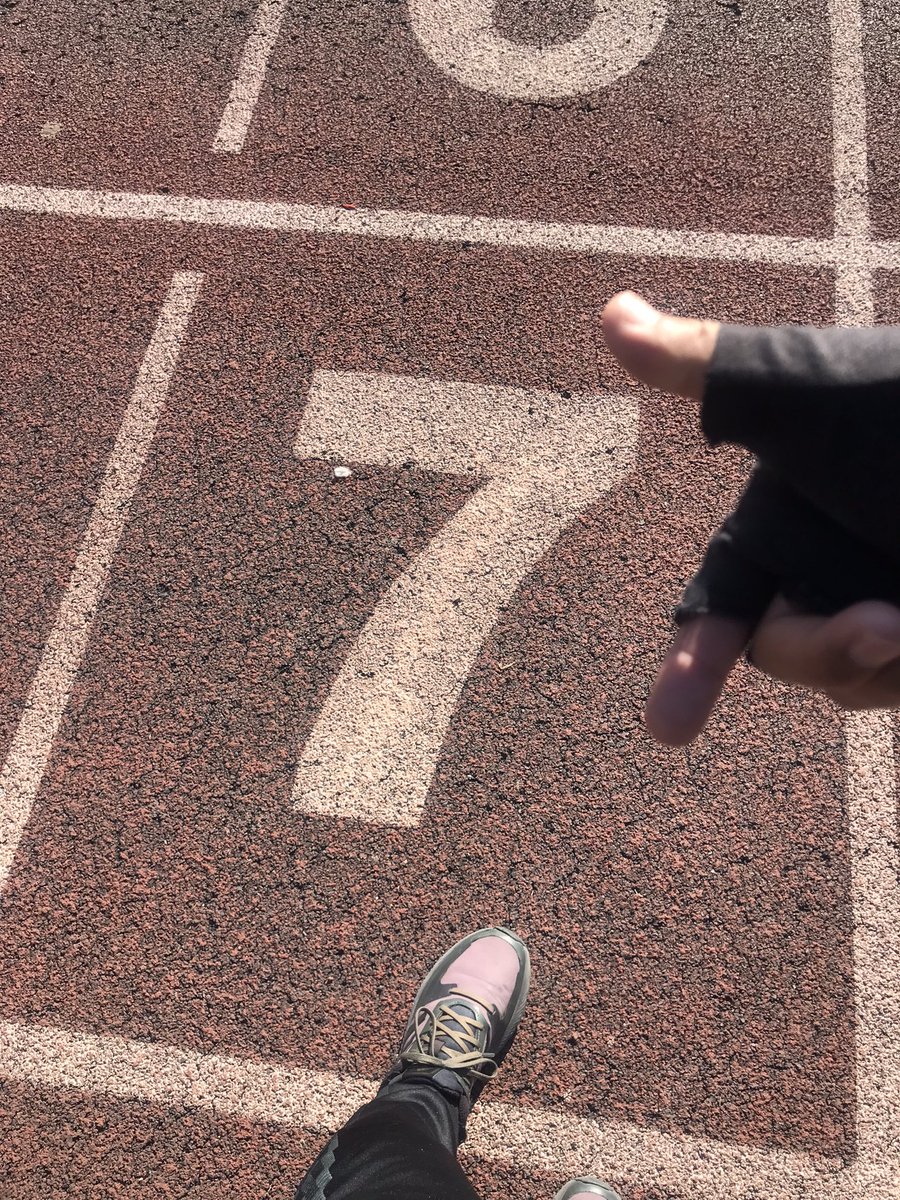 JAVSODA7's tweet image. LUNES FERIADO Y YA SE RODO 🚴🏼‍♂️ Y SE CORRIO, CON SOL Y NUBES 🌤🌤
YA SE DIERON ATOMOS 👍🏼
#RunnerMen 🏃🏻‍♂️🏃🏻‍♂️
#SIE7E