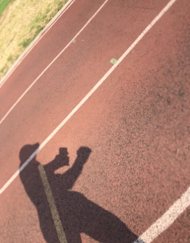 JAVSODA7's tweet image. LUNES FERIADO Y YA SE RODO 🚴🏼‍♂️ Y SE CORRIO, CON SOL Y NUBES 🌤🌤
YA SE DIERON ATOMOS 👍🏼
#RunnerMen 🏃🏻‍♂️🏃🏻‍♂️
#SIE7E