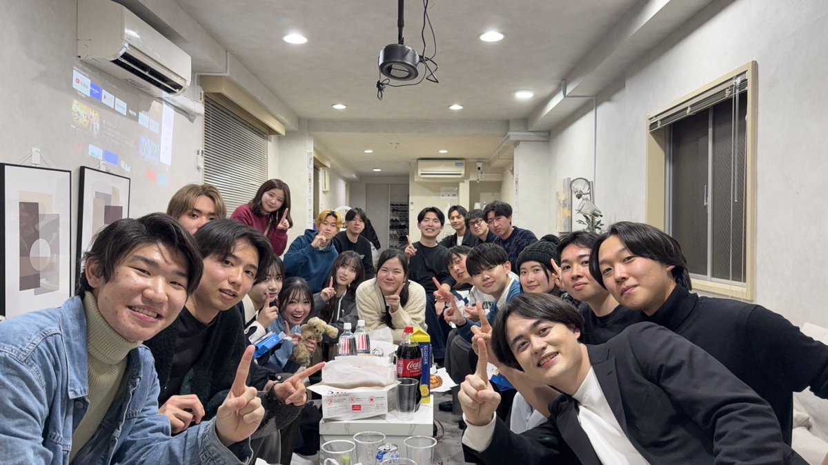 momo19nam's tweet photo. 久々にMEC（明治起業サークル）@meiji_kigyo に顔を出してきました！

後輩のみんなに熱い魂が継がれてて嬉しい限りだし、私もかっこいい先輩でありたいと改めて実感する会でした。そしてホーム感があったかい。ありがとう！ https://t.co/wrhQcMPjTa