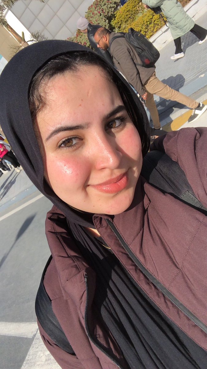hannahkhaled16's tweet photo. يوم في معرض القاهرة الدولي للكتاب https://t.co/1B744QO26A