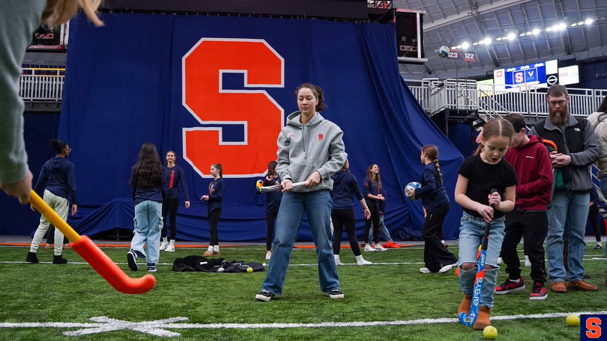 Always so special when we can inspire and connect with the next generation of girls in sport!

#lygc x #DrivenToOrange x #NGWSD
