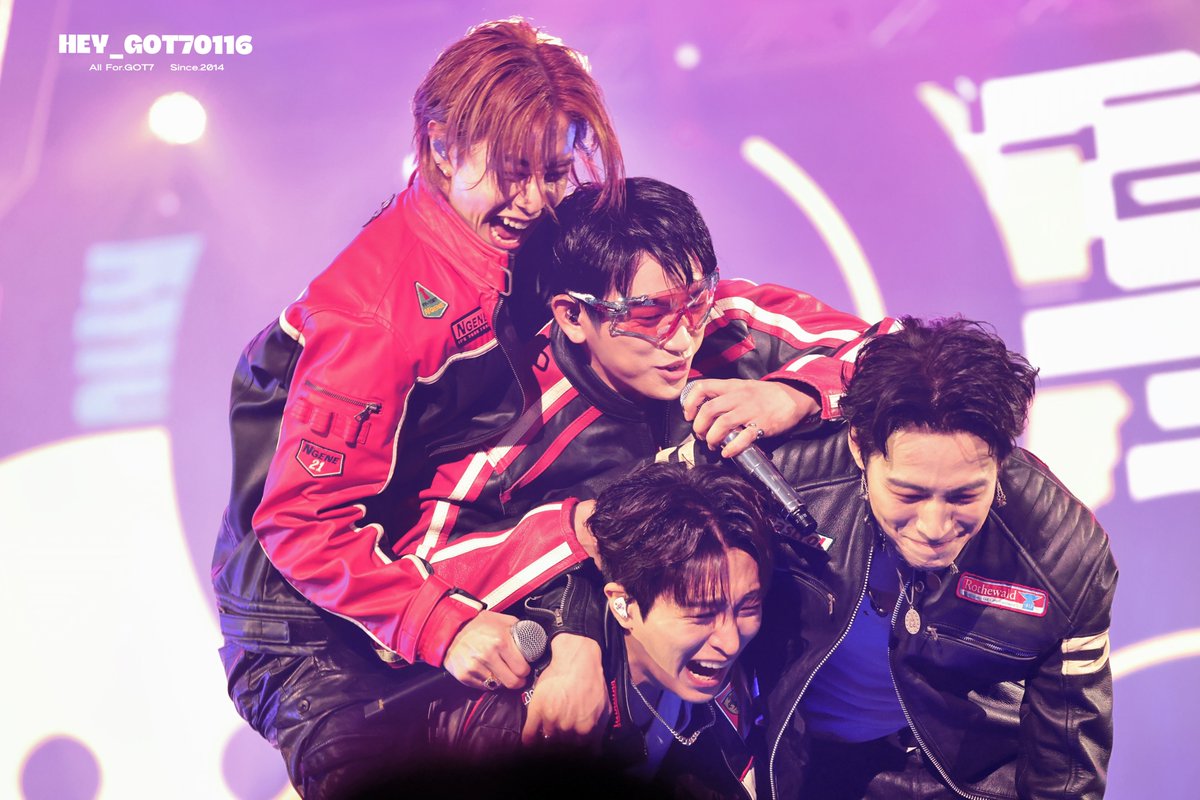 coconutverbena's tweet photo. 🥰🥰

cr: HEY_GOT70116
#GOT7 #JAYB #JINYOUNG #YOUNGJAE #MARK https://t.co/3Hg0UlofFG