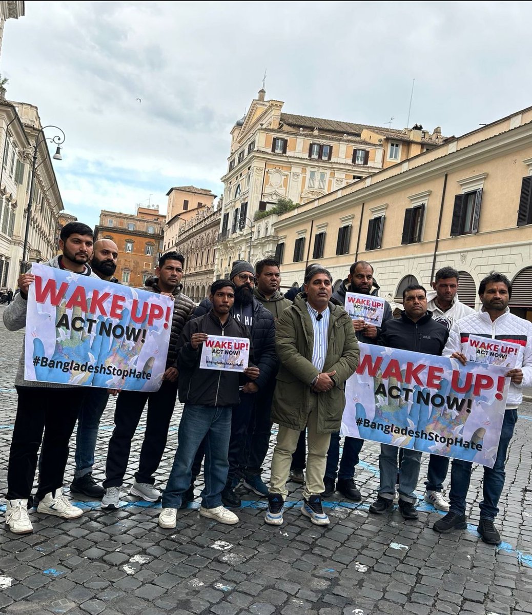 🌍✊ A Peaceful Demonstration in Rome
We gathered in Piazza dei Santi Apostoli, Rome to raise our plaque cards for peace and call for an end to the violence against minorities in Bangladesh. 🕊️

#BangladeshStopHate