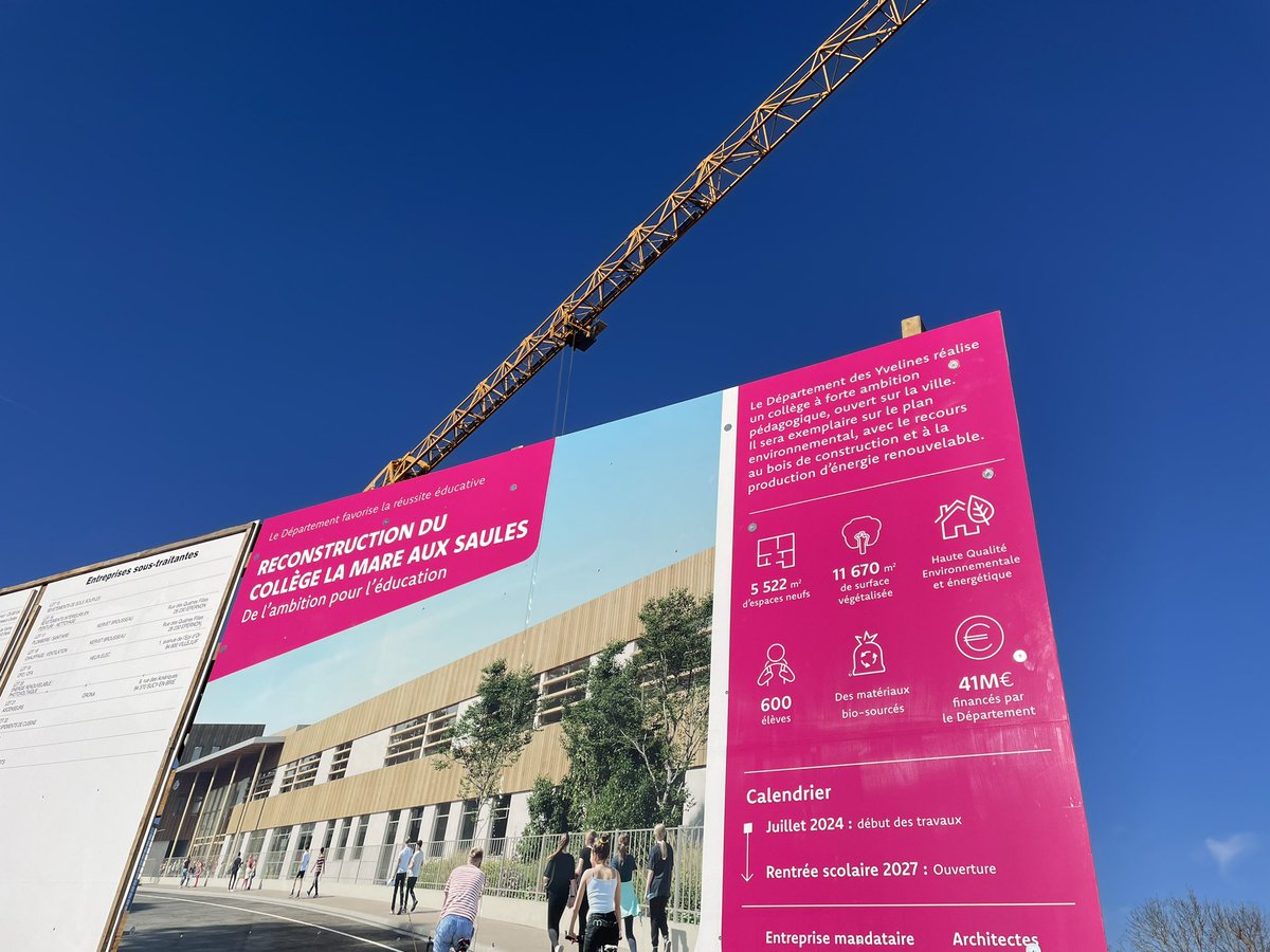 🏗️ Première pierre de la reconstruction du Collège La Mare aux Saules de Coignières réalisée par le Département <a href="/Les_Yvelines/">Les Yvelines</a>. Une capacité d'accueil qui passera de 500 à 600 élèves. Ce collège répondra à des performances énergétiques, techniques et environnementales ambitieuses.