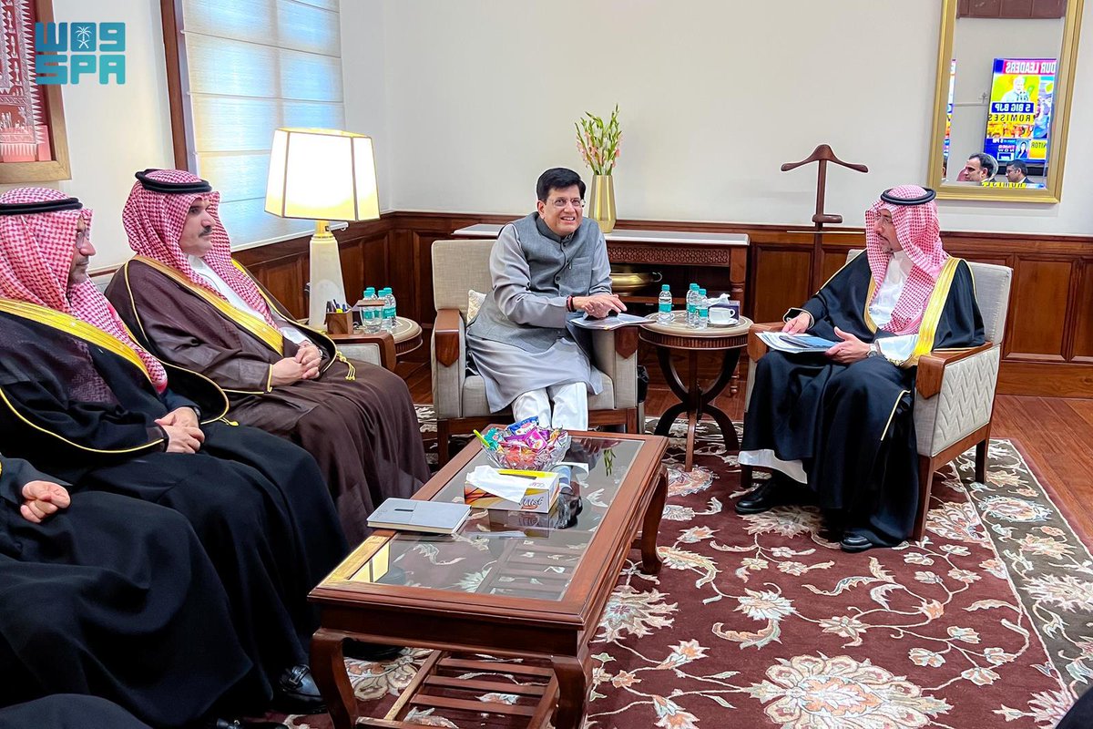 SPAeconomic's tweet photo. وزير الصناعة والثروة المعدنية يبحث توسيع الشراكات الصناعية مع جمهورية الهند.
https://t.co/CLuGsKR3Ys
#واس_اقتصادي https://t.co/zMTVbowsb5