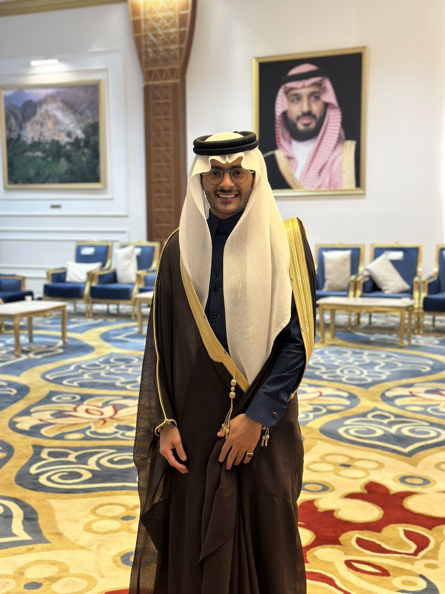 علـي الصـــَافي..♛ tweet media