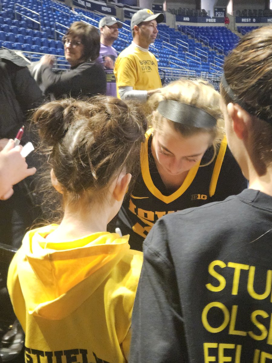 doraz44's tweet photo. Lucy Olsen appreciation day!
Incredible performance against Juju and the #4 team in the Nation!
#basketballisfun
#Collegeville
#springford https://t.co/N32kV1TT3M