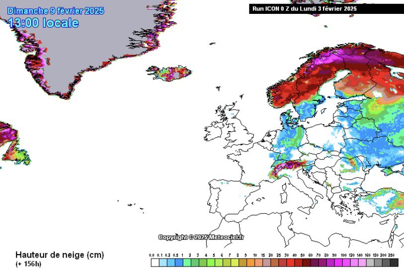 VigipreventionM's tweet image. ❄️ {#Neige} 
❄️: La probabilité d’un épisode #neigeux pendant le #weekend prochain devient de plus en plus élevée. Cependant, les #modèles #météorologiques présentent encore de fortes divergences. Par exemple, sur un seul run, les cumuls de #neige prévus à basse altitude (&amp;lt;500m)…