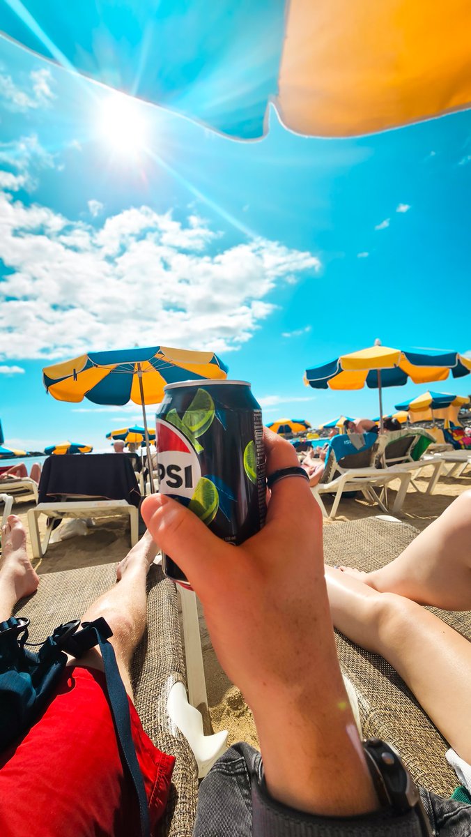 Jan was meant to be dead but actually was v busy but still we holibob ☀️