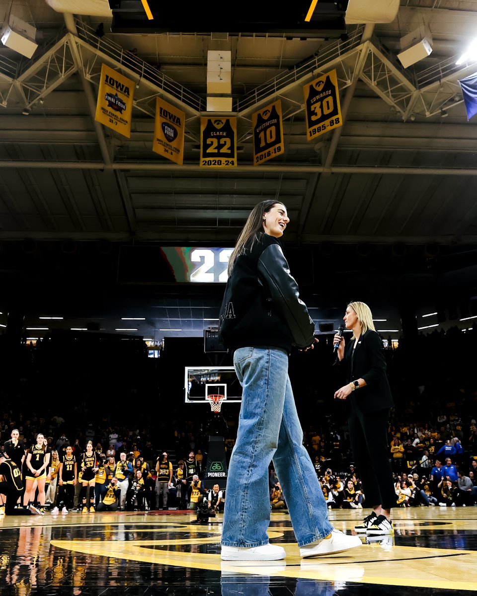 The Iowa Hawkeyes tweet media