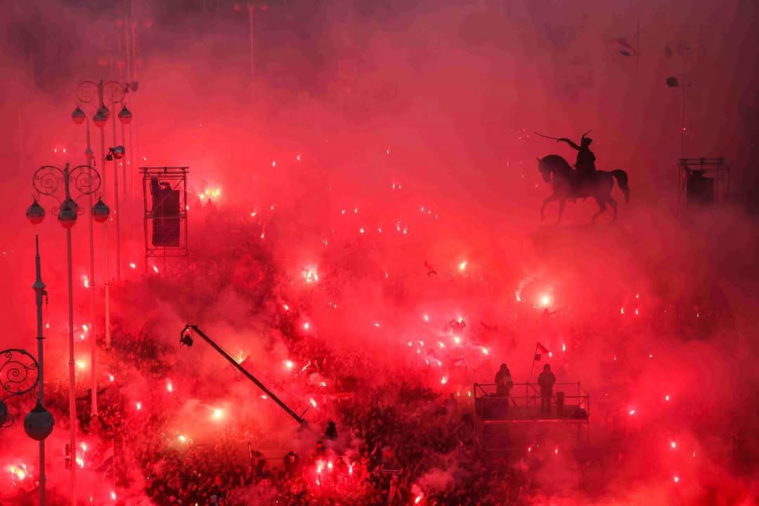 bernardjurisic's tweet photo. Ti si rođen sine u vrijeme slobode
Rasti da je braniš kad ti stari ode https://t.co/s6oPfF6jQ7