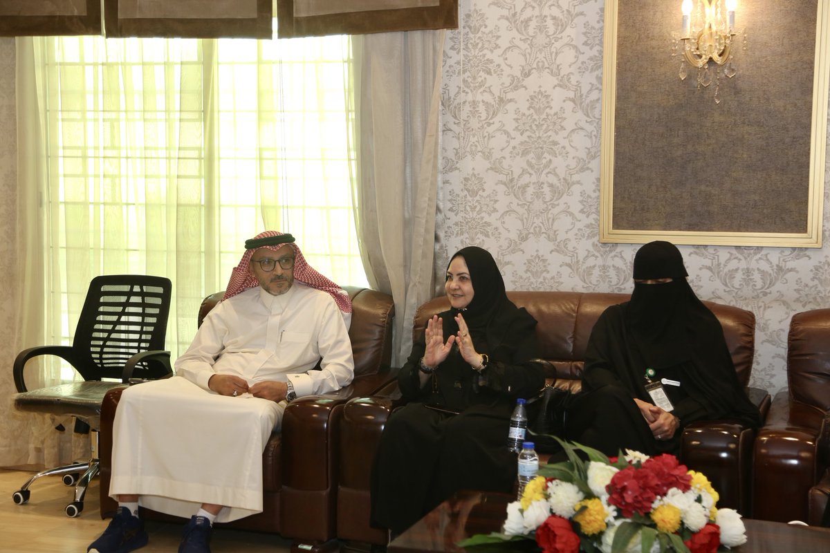 aljmum2024's tweet photo. تشرفت مدينة الجموم الصحية يوم الاحد الموافق ٣ / ٨ / ١٤٤٦ بزيارة وفد منظمة الصحة العالمية ممثلاً بسعادة الدكتورة / سمر الفقي وسعادة المشرف العام على برنامج المدن الصحية بوزارة الصحة الدكتور / محمد خاشقجي والوفد المرافق له لاعادة اعتماد مدينة الجموم  كمدينة صحية للمرة الثانية https://t.co/uA62I1aYdy