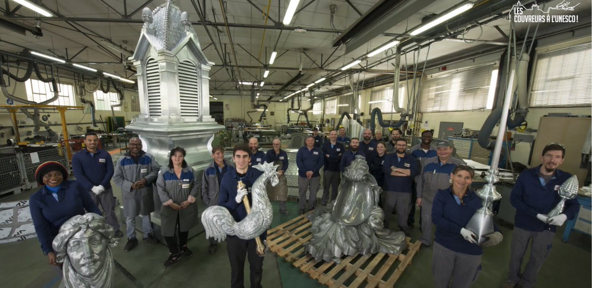 On Dec 2024, UNESCO recognised the skills of Parisian roofers and ornamentalists as World heritage. Worldwide recognition pays tribute to the craftsmen who contribute to the beauty of Parisian roofs! VMZINC is proud to have supported this application. 

vmzinc.com/fr-fr/actualit…