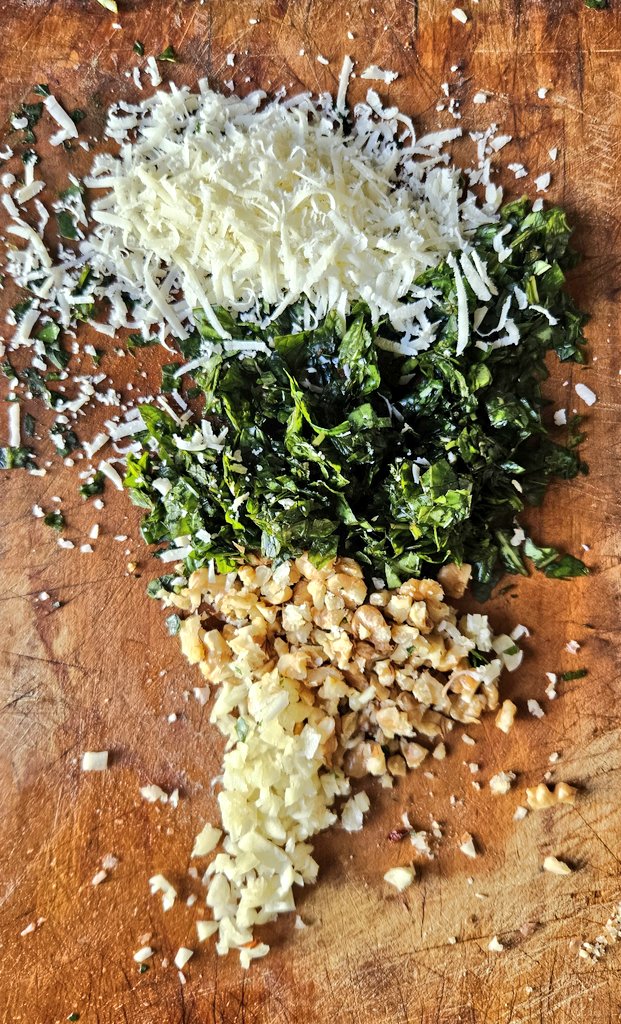 Bauhasaurus tweet media