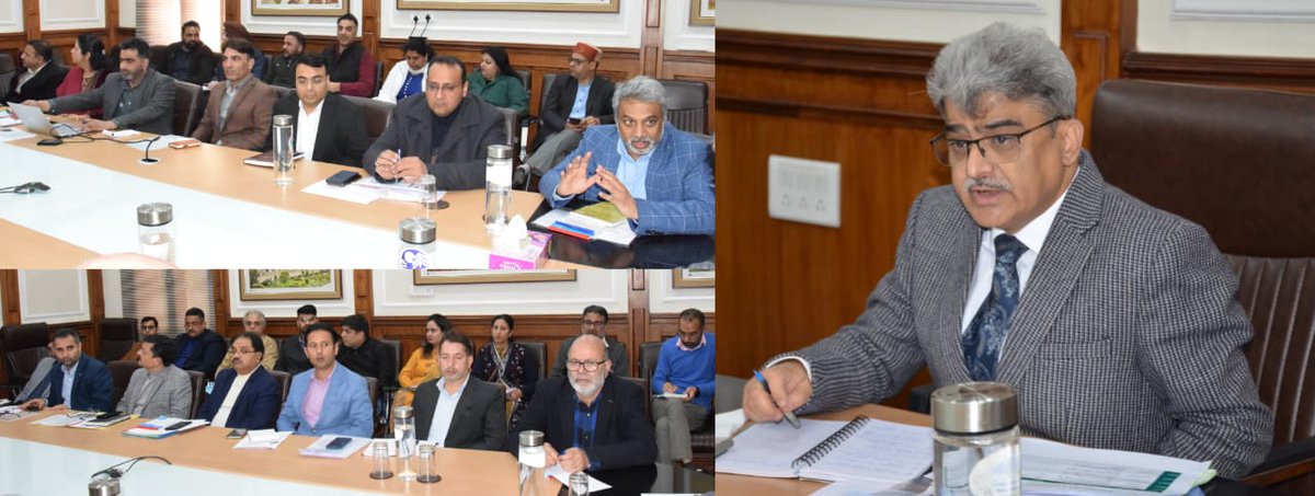 diprjk's tweet image. CS Atal Dulloo directed Jal Shakti Dept to pilot an IoT-based system for real-time monitoring of water quality, pressure &amp;amp; supply in J&amp;amp;K. A step towards 24x7 smart water management! #JalJeevanMission #SmartGovernance #IoTForWater
@CM_JnK 
@DDNewslive 
@airnewsalerts