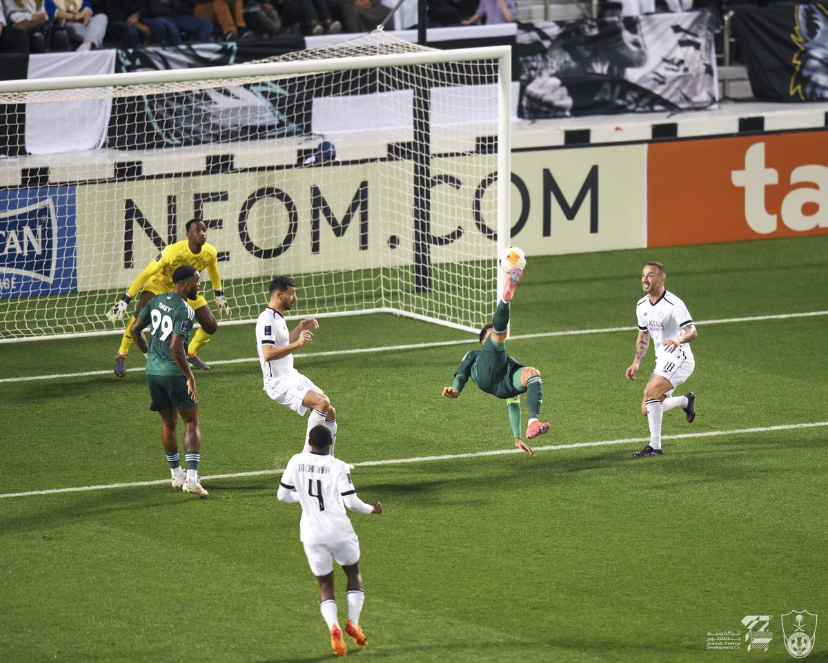 azamtvtz's tweet photo. MAPUMZIKO | #ACLElite
HT: Al Sadd 1-2 Al Ahli.
HT: Esteghlal 1-0 Al Shota
LIVE #AzamSports4HD na #AzamSports2HD
#AFCChampionsLeague #AFCChampionsLeagueElite #AsianChampionsLeague #TheAFCCL #AFCCL #ACLElite #ACL #LigiYaMabingwaAsia #AlSadd #AlAhli https://t.co/GvUWyOLh0R