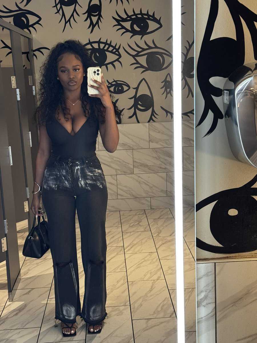 _Neekd's tweet image. Lately 🫶🏾