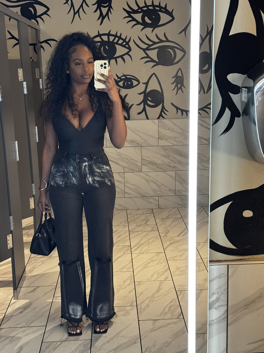 _Neekd's tweet image. Lately 🫶🏾