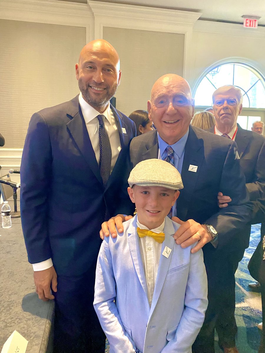 DickieV's tweet photo. This is message from Michael Wiggins about how heartbreaking it is watching their son battle neuroblastoma. Here is pic of his son Cannon at our Gala with @derekjeter https://t.co/GTOCHqXnk9