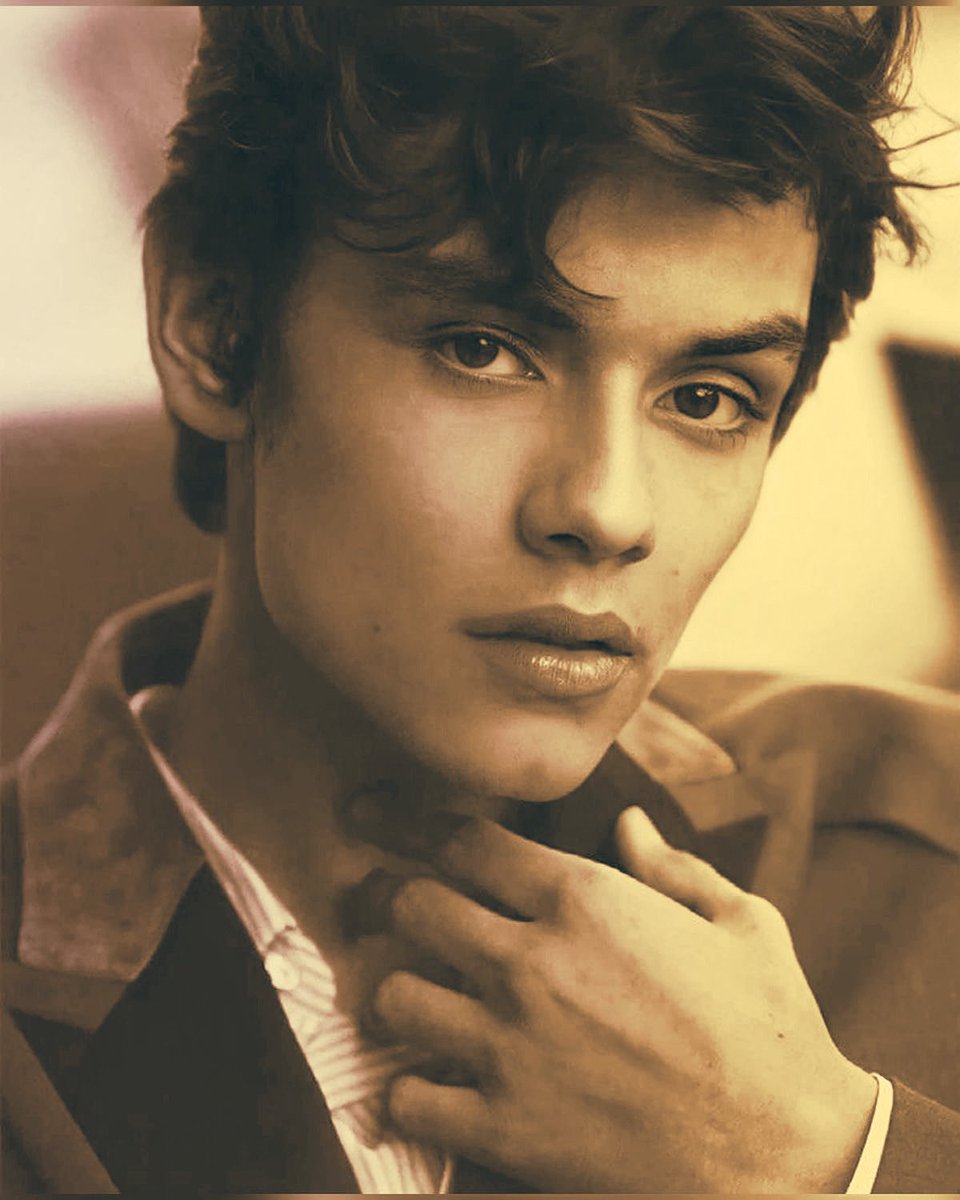 ≁ ᅠᅠ ᅠᅠ ᅠ ᅠᅠ ᅠᅠ ᅠ 𝓵𝘺𝘢𝘯𝘢𝘳𝘢 tweet media