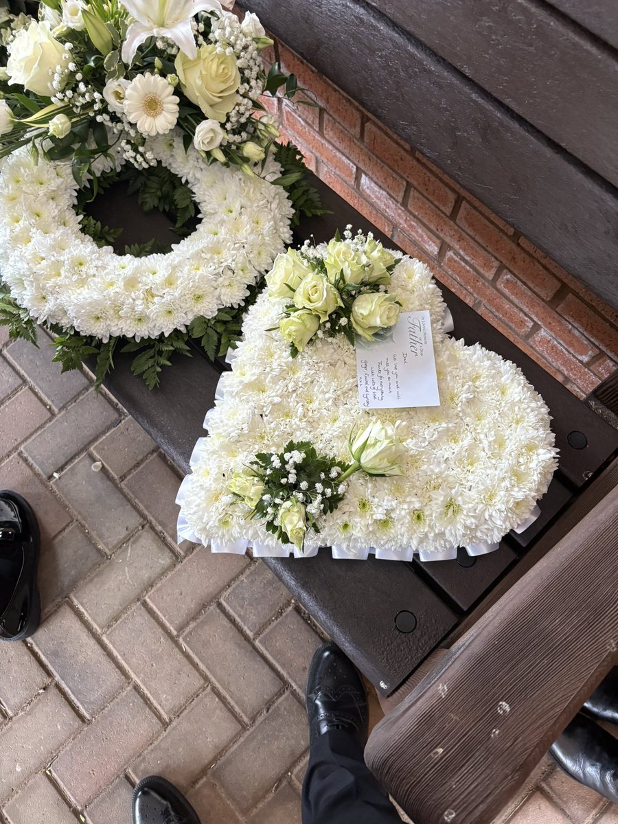 Gregor Farquharson tweet media