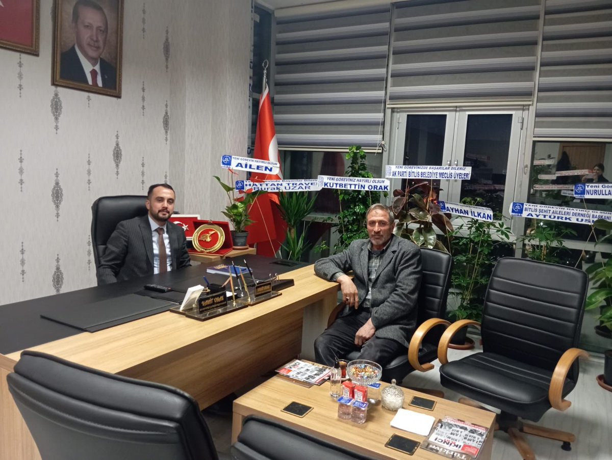 Vahit ORAK (@vahitorakk) on Twitter photo 📍Ak Parti Bitlis İl Başkanlığı
Kıymetli Hemşerilerimize ziyaretleri ve hayırlı olsun dilekleri için teşekkür ederim.
<a href="/T_Bedirhanoglu/">Turan Bedirhanoğlu</a> 📍Ak Parti Bitlis İl Başkanlığı
Kıymetli Hemşerilerimize ziyaretleri ve hayırlı olsun dilekleri için teşekkür ederim.
<a href="/T_Bedirhanoglu/">Turan Bedirhanoğlu</a>