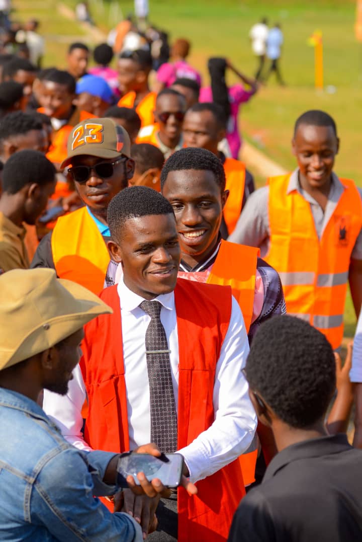teamyasheldon's tweet photo. Yesterday, the BULLS joined our brothers @ntare_league to network and push for a large cause which is the Guild President slot at MAKERERE UNIVERSITY
Thank you for the platform Ntare School Alumni.🤝
#theCombatants https://t.co/g90ZGR9B9H