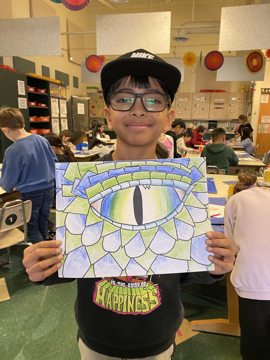 MrsReesbeckArt's tweet photo. DF 3rd graders created stunning dragon eyes, inspired by the poem The Dragon’s Eye by @JulieAnnaPoetry! 🐉✨ Using @Crayola colored pencils, they explored color value—check out their incredible artwork! 🎨🔥 #DeerfieldArtRoom #DFCares #NoviPride #ArtInAction https://t.co/6oEUnQabBq