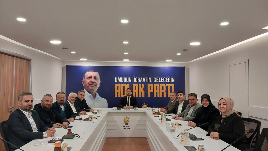 Gencay_Bulut_'s tweet photo. Bismillahirrahmanirrahim.
Teşkilatlanma Birimi olarak ilk toplantımızı gerçekleştirdik. 

Hayırlara vesile olsun inşaAllah. 
Rabbim mahçup eylemesin. 
@demir_erdem 
@ak_uskudar https://t.co/OhfxB3bmp9