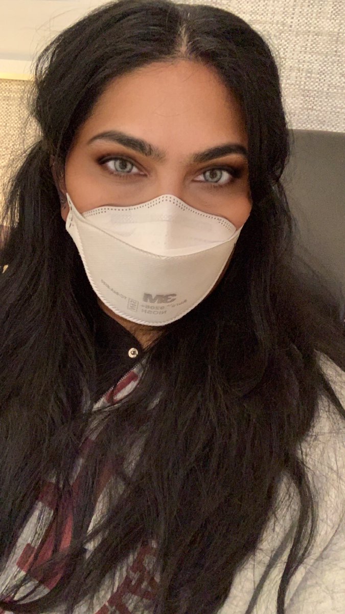 ModelAyshaMirza's tweet image. Be the model.

Waiting room, #MaskedAndRelaxed.

The other patients, who entered maskless, also donned quality masks.

4 FILLINGS IN TWENTY MINUTES NO PAIN. 👑 Dr. Vargas 👑 Kindest, everyone in N95s. HEPA in my lap.

Tell them I sent you. 212-683-2530 NYC #KeepMasksInHealthcare