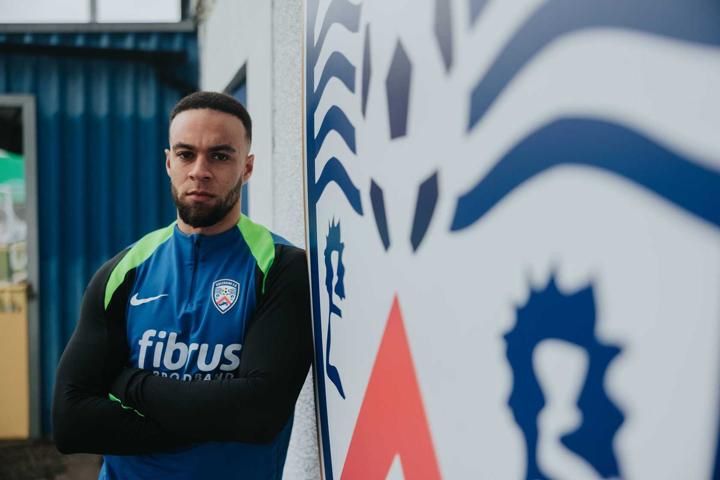📍 checking in at The Showgrounds.

Charles Dunne gets his Coleraine career up and running 👊 #COTB