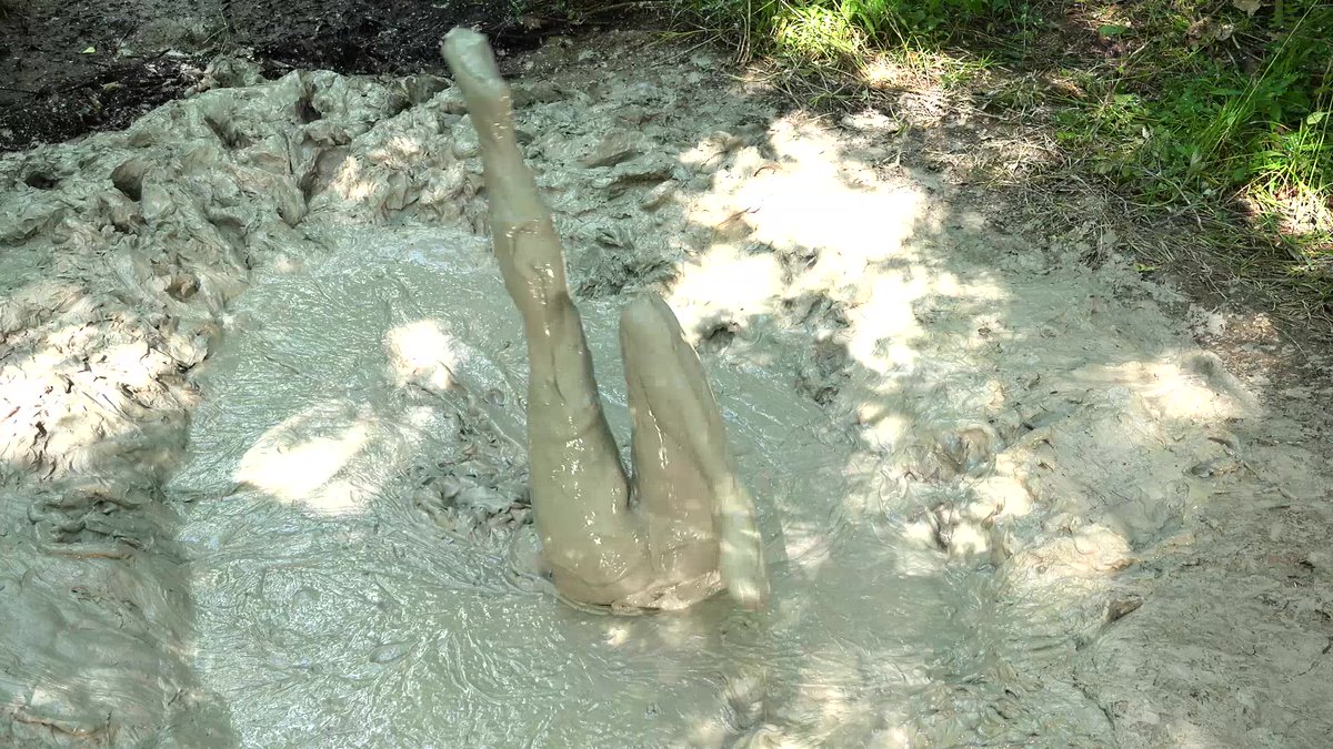 MPVisuals's tweet photo. Bundle: Summer in the Mud 3 - The third bundle of four scenes from Summer! Save money and spend the time - You'll love it. 

https://t.co/bkep3dyPD5

#mpv #mud #wam #messy #nude #busty https://t.co/2H8TvWsvWz