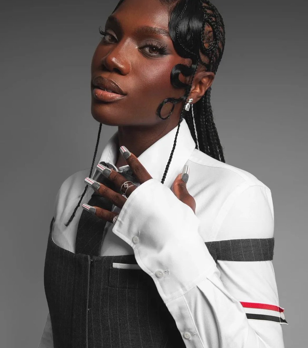 Jayyy is FINNA BE IN THE PIT 11/29🌹 tweet media