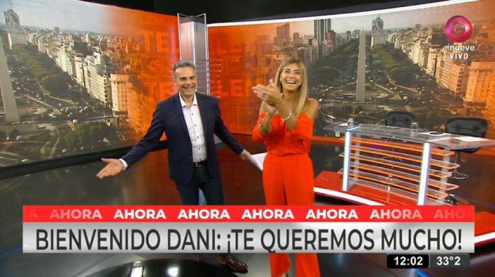 #RATING

La nueva dupla de #Telenueve metió pico de 3,9 y se posicionó SEGUNDO en la franja por sobre #PuroShow y #ElZorro en #ElTrece 🔥