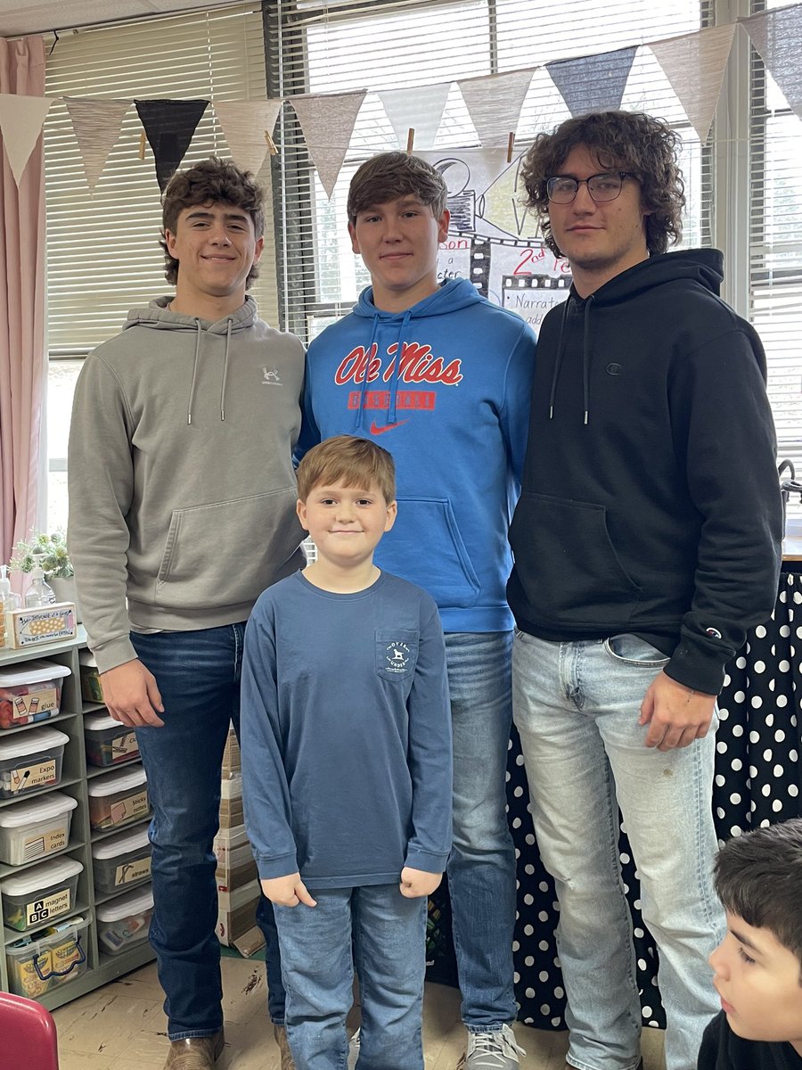 ripleybaseball's tweet photo. A couple years ago our player of the game shirt was for Lennox. Today he got to celebrate “No Mo Chemo” a few of the big boys even got to come celebrate with him and his class https://t.co/H4Pxjecc20