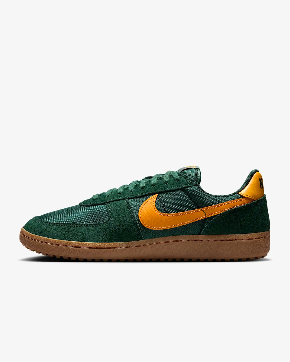 SOLELINKS's tweet photo. Ad: NEW Nike Field General

SHOP => https://t.co/vK043Tldt0 https://t.co/QMGZNzrUT9