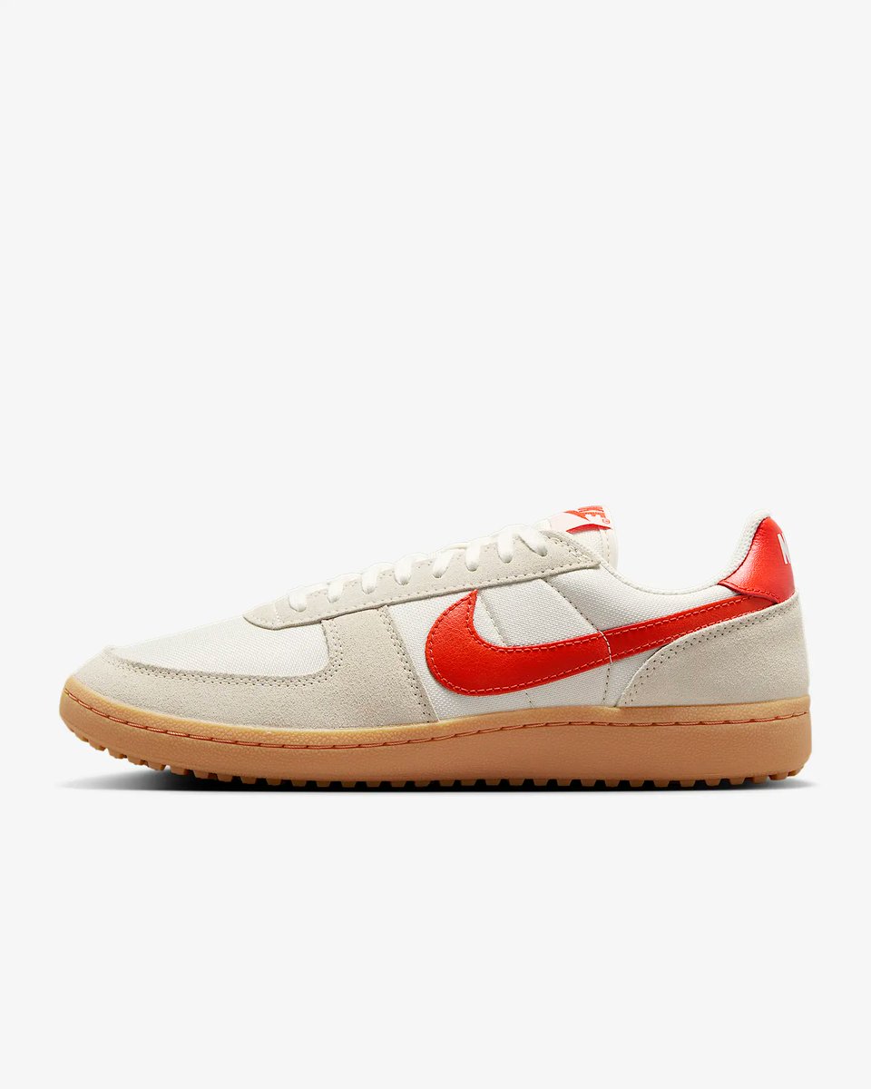 SOLELINKS's tweet photo. Ad: NEW Nike Field General

SHOP => https://t.co/vK043Tldt0 https://t.co/QMGZNzrUT9
