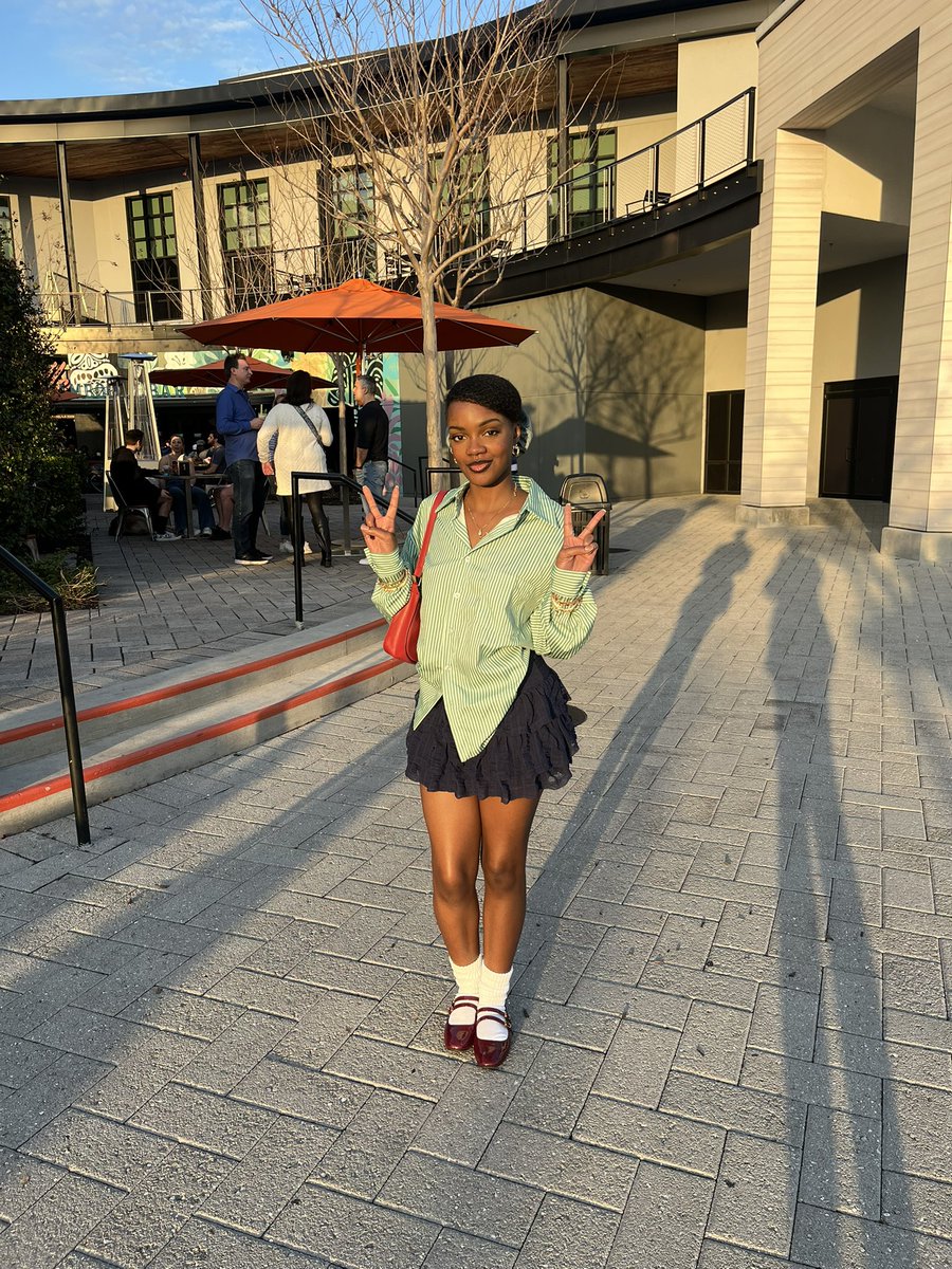 UhhhhAri's tweet photo. 25 kinda eats idk https://t.co/f3kThMAc1x