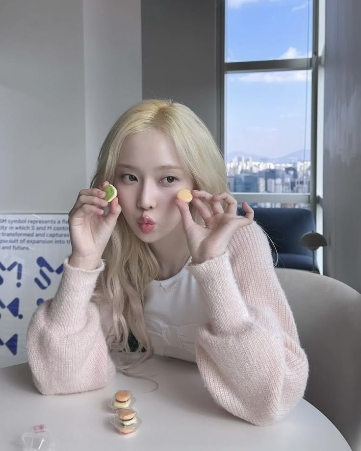 ✨ OPEN FOLLBACK SPECIAL ✨

RETWEET

Happy wiya days! teman-teman, tolong kasih wiya ucapan dan doa baik! tolong bilang juga kalau dia sudah berusaha! selamat ulang tahun, @.aqusarius cantik.