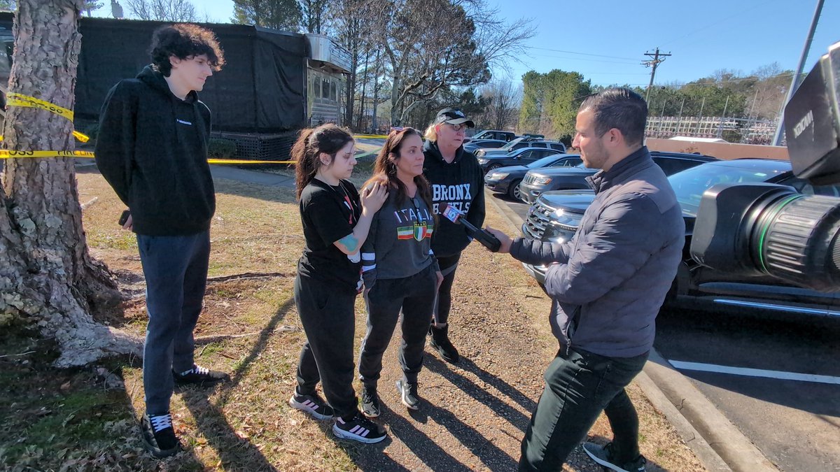 PhotoZorn_TV's tweet image. .#New: we spoke to the owner of BB's Bagels on McFarland Pkwy in #Alpharetta #Georgia they had fire break out in the kitchen. The community has reached out to support the family. @TylerFingert has details on @FOX5Atlanta