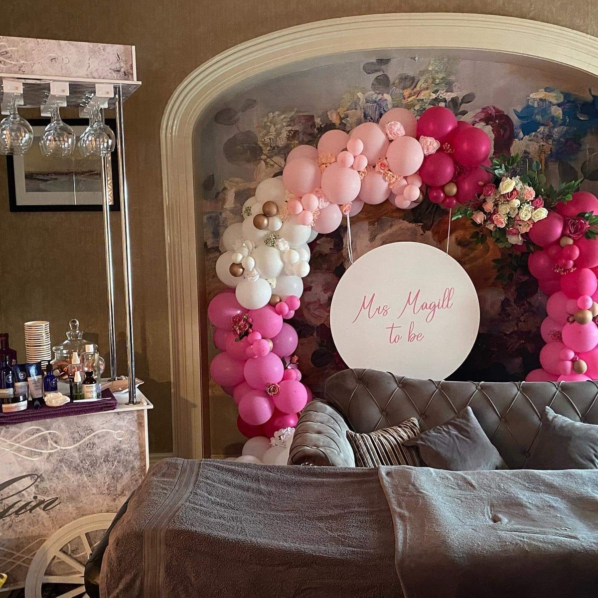 Planning a #HenWeekend in #EastAnglia...?

Perfect Pamper is a mobile #pampering service - if you're looking for a fantastic #pamperparty to add to an event or special day, then please get in touch!

perfectpamper.com/accommodation-…