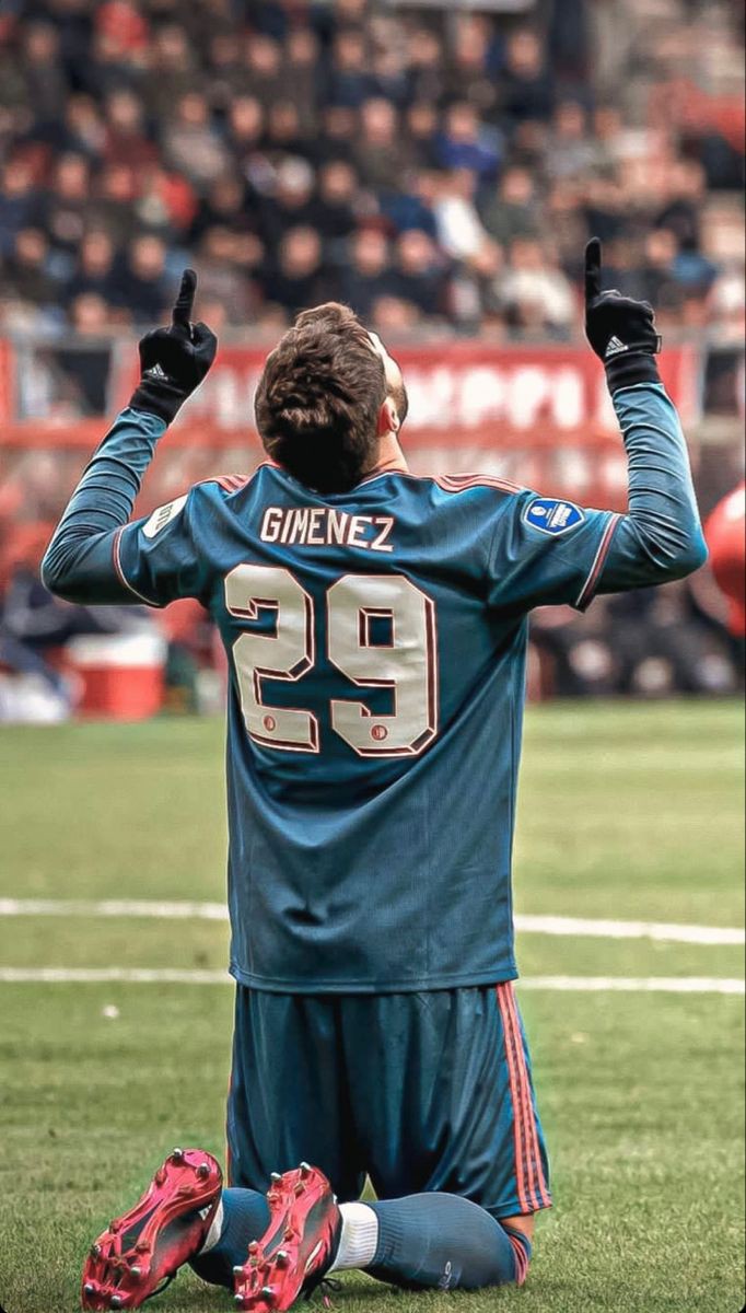 IrvansLads's tweet photo. Akhhh bangsaaat SANTIAGO GIMENEZ beneran Cabut 🙂 @acmilan #SempreMilan #Feyenoord #HandInHandKameraden
Dan parahnya lagi dia bakal lawan FEYENOORD di Play Off @lastminutegoal https://t.co/hddetPKKJ3