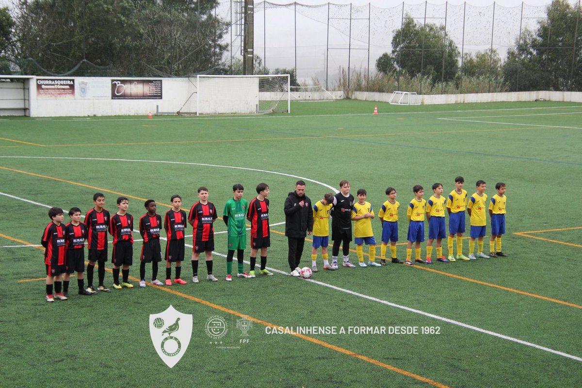 ❤️🖤 𝑭𝑼𝑻𝑬𝑩𝑶𝑳 Formação Sub-13 - Fut.9
📷 𝑹𝒆𝒈𝒊𝒔𝒕𝒐 𝑭𝒐𝒕𝒐𝒈𝒓𝒂́𝒇𝒊𝒄𝒐
G.D.R.C. Casalinhense 🆚 S.C.U. Campelense
#soucasalinhense #unidoslutamosparavencer