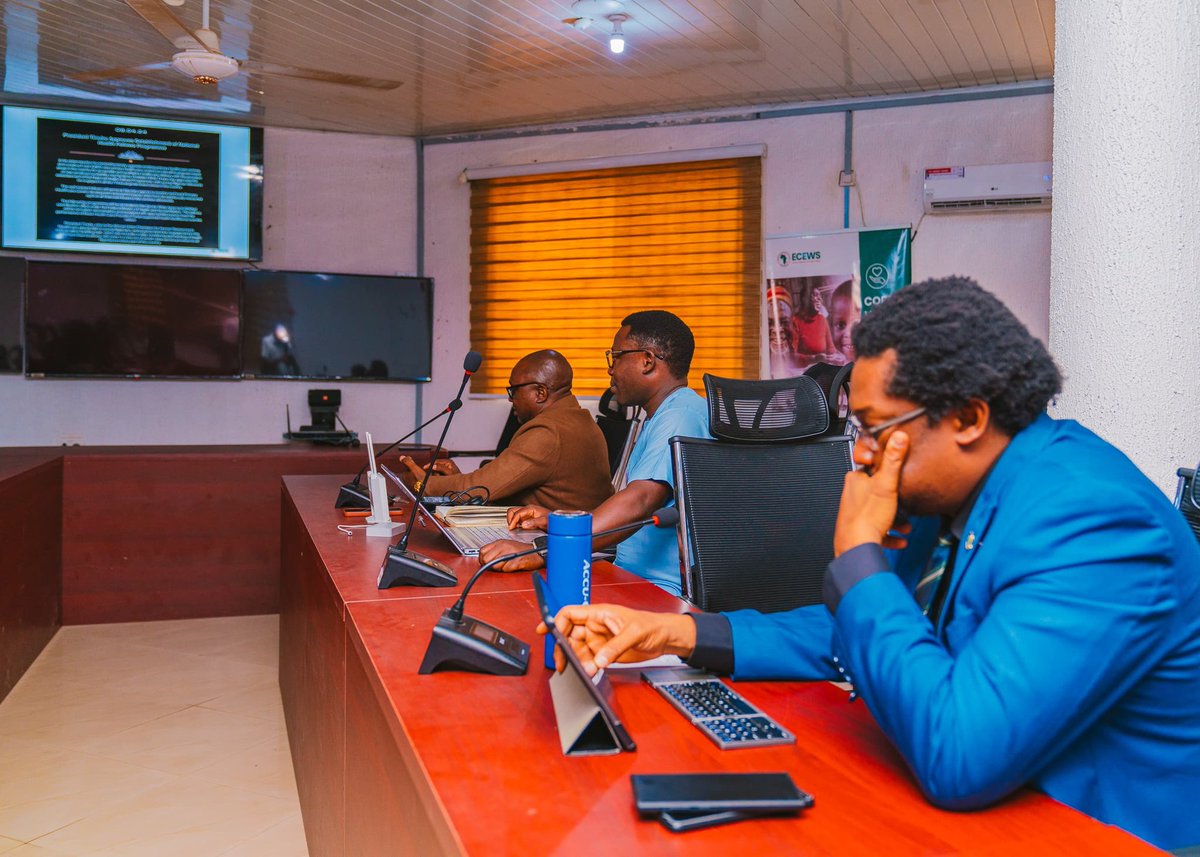Ulera_Ekiti's tweet photo. Today, the Honourable Commissioner for Health and Human Services, Dr. Oyebanji Filani @okeanaye inaugurated the Presidential Health Fellow Screening Committee in Ekiti State. https://t.co/RbjpooTH9N