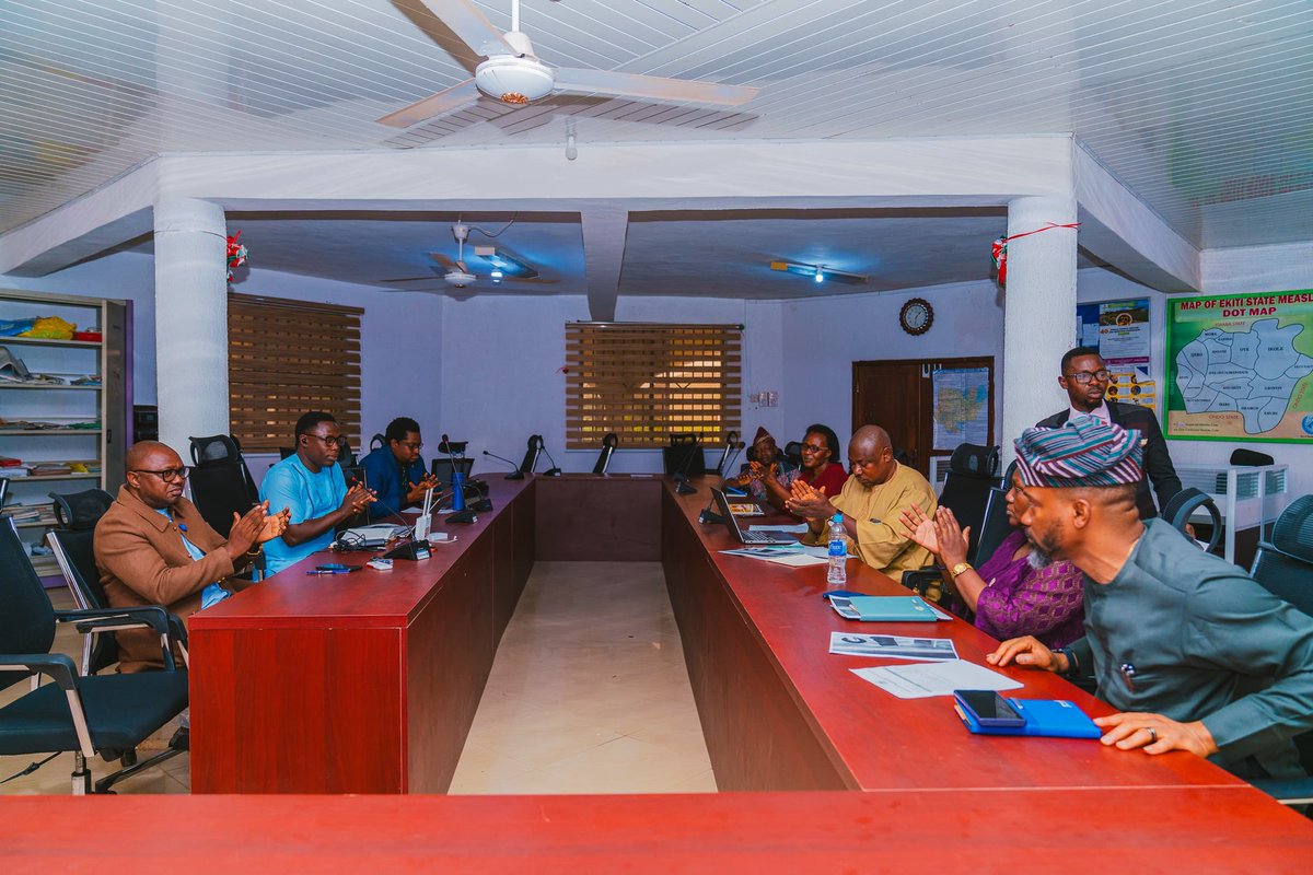Ulera_Ekiti's tweet photo. Today, the Honourable Commissioner for Health and Human Services, Dr. Oyebanji Filani @okeanaye inaugurated the Presidential Health Fellow Screening Committee in Ekiti State. https://t.co/RbjpooTH9N