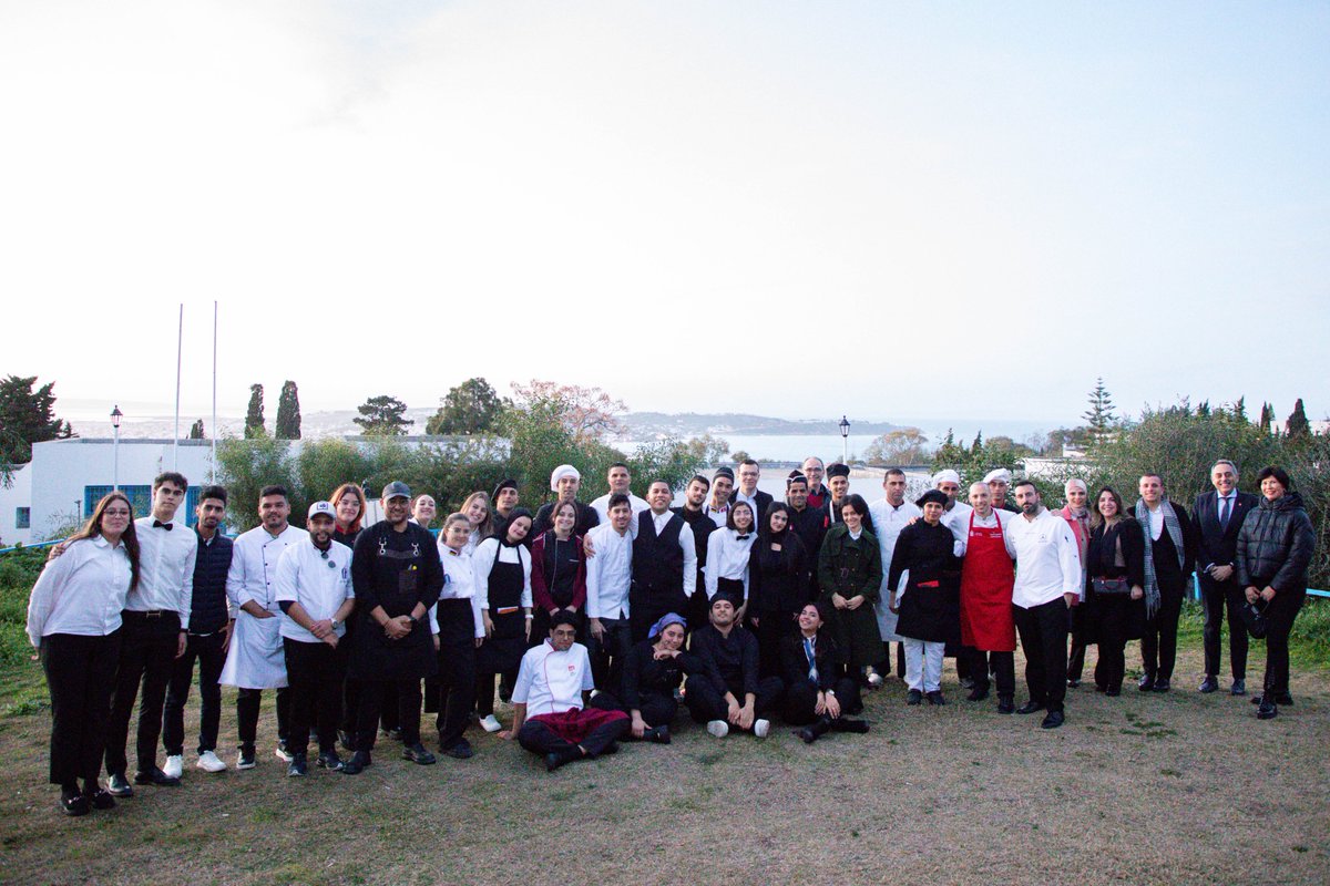 Gracias a <a href="/csmediterraneo/">Casa Mediterráneo</a> y con la colaboración de <a href="/EmbEspTunez/">Embajada de España en Túnez / سفارة اسبانيا بتونس</a>  y del Instituto de Altos Estudios Turísticos y Hosteleros de Sidi Dhrif, el pasado 29 de enero recibimos en Túnez la visita de trabajo de dos ilustres chefs españoles, <a href="/rubenfenollar/">Chef Ruben Fenollar</a>  y <a href="/Dgpeinado/">Daniel G. Peinado</a>